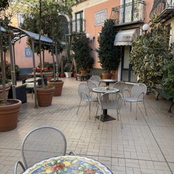 Hotel Villa Romeo - Breakfast patio