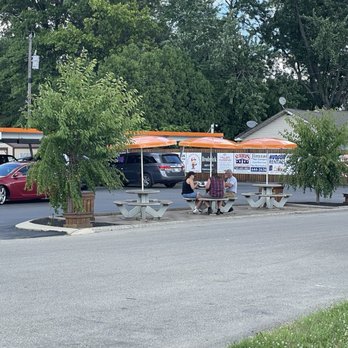 Gene's Root Beer - Fast Food Near Me - Anderson, Indiana