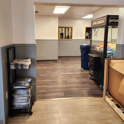 Baker Truck Corral - Lobby