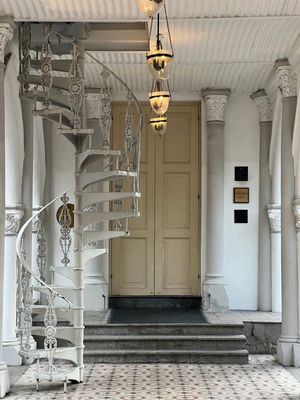 Chijmes Hall by null