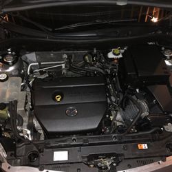 Simple Auto Detail - Engine bay detailing