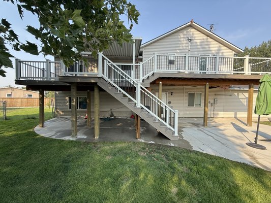 Elevated Deck build - Customer called us with safety concerns about exiting deck. We were able to remove the old deck and build a new safe deck that was much more usable for their family and bringing a new beauty to their home. Elevated Deck build - Customer called us with safety concerns about exiting deck. We were able to remove the old deck and build a new safe deck that was much more usable for their family and bringing a new beauty to their home.