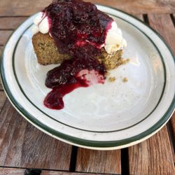Olive oil polenta cake