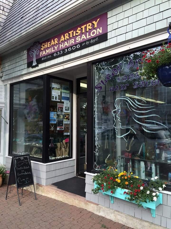 Shear Artistry Family Hair Salon Logo