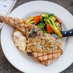 Big Kahuna Beach Grill