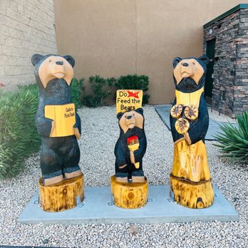 Black Bear Diner Palmdale - Pic area so cute! - Diners Near Me - Palmdale, California