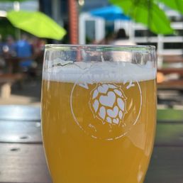 Hazy ipa, patio