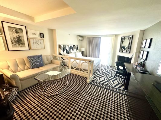 Chamberlain West Hollywood by null