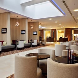 Lloyd's Bar & Restaurant