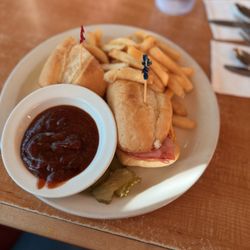 Lil' Jon Restaurant & Lounge