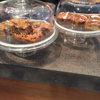 Pourquoi Pas Espresso Bar - Banana chocolate and lemon berry bars - Coffee & Tea Near Me - Montreal, Quebec