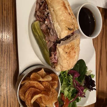 Vaudeville - French dip - New American Near Me - Fredericksburg, Texas
