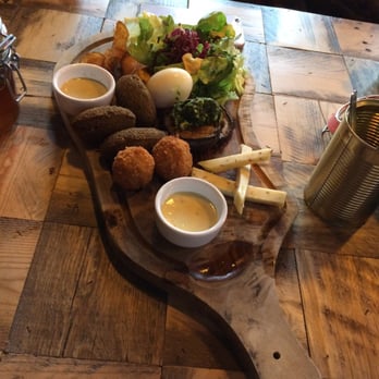 De Ceuvel - This vegan snack plate was soooooo incredibly delicious! - Gastropubs Near Me - Amsterdam, New Hampshire De Ceuvel - This vegan snack plate was soooooo incredibly delicious! - Gastropubs Near Me - Amsterdam, New Hampshire