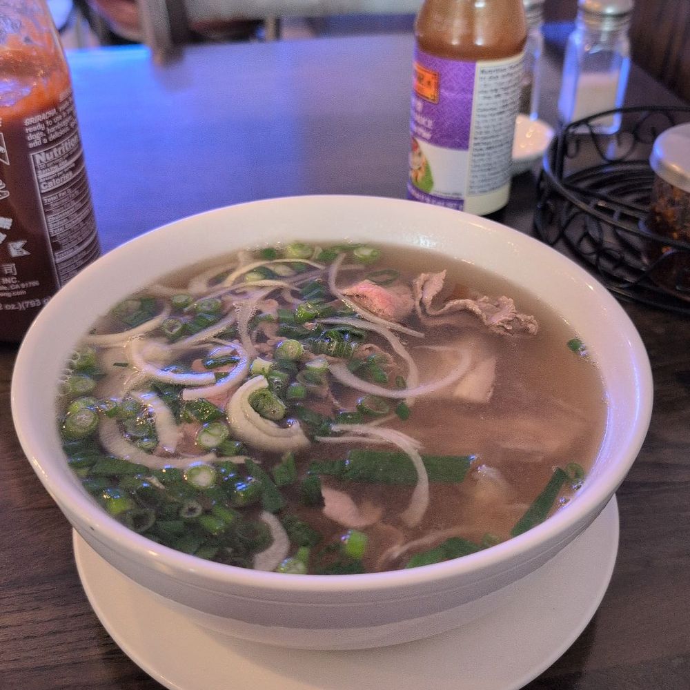 Pho Saigon Oi - 3 eye round, tendon flank - Vietnamese Near Me - North Springfield, Virginia Pho Saigon Oi - 3 eye round, tendon flank - Vietnamese Near Me - North Springfield, Virginia