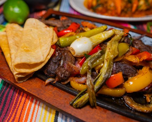 La Victoria Barra + Cocina Mexicana - Chicago by null