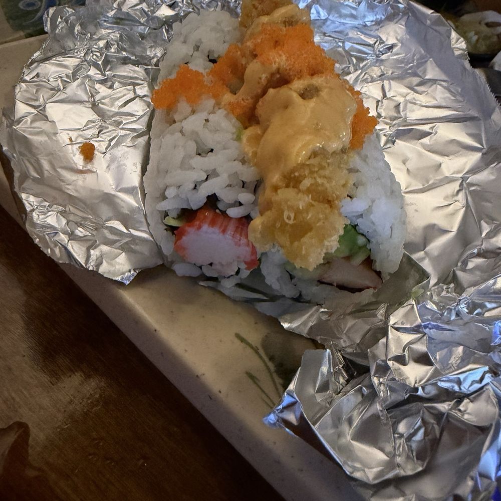 Takara - "T8. Lava Roll." They substituted the crawfish with a shrimp tempura and no bonito flakes, but never told us. - Japanese Near Me - North Richland Hills, Texas Takara - "T8. Lava Roll." They substituted the crawfish with a shrimp tempura and no bonito flakes, but never told us. - Japanese Near Me - North Richland Hills, Texas