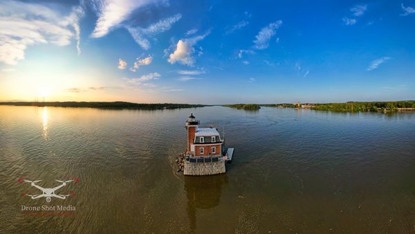 Hudson Athens Lighthouse by null