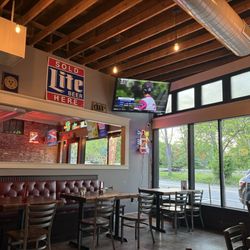Hillcrest Tavern