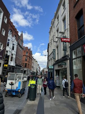 Grafton Street by null