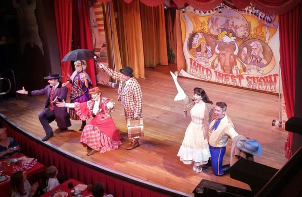 Hoop-Dee-Doo Musical Revue by null