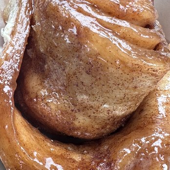 Cinnamon Roll Place - Bakeries Near Me - Kihei, Hawaii