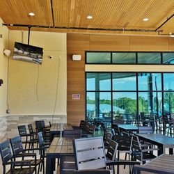 Triveni Supermarket - Patio