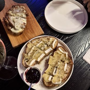 Malbec & More - Wine Bars Near Me - Lantana, Florida