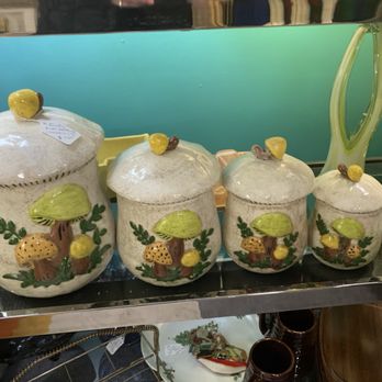 Cheshire Cat - Antiques Near Me - Raleigh, North Carolina