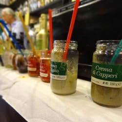 Cantina du Sciacchetra - Local jams & preserves