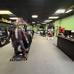 Quicksave Games & Collectibles - Retail Floor