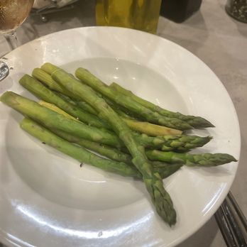 Lucca Ristorante - Side of asparagus - Italian Near Me - Pittsburgh, Pennsylvania Lucca Ristorante - Side of asparagus - Italian Near Me - Pittsburgh, Pennsylvania