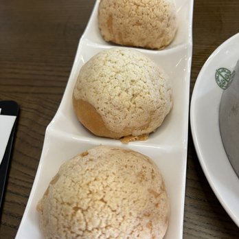 Tim Ho Wan - bbq pork bun - Dim Sum Near Me - Katy, Texas Tim Ho Wan - bbq pork bun - Dim Sum Near Me - Katy, Texas