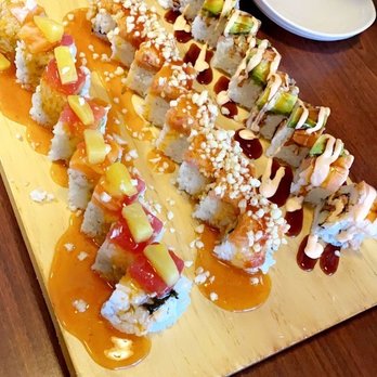 Ginza Sushi - Sushi Bars Near Me - Honolulu, Hawaii