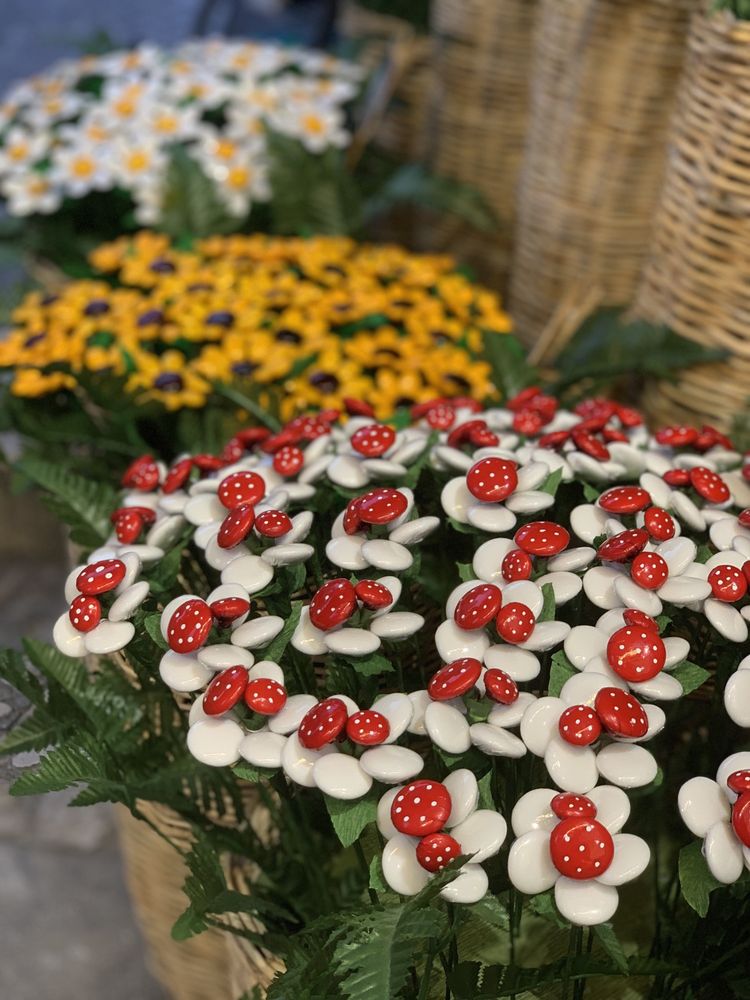 HANSEL E GRETEL CONFETTI PELINO SULMONA Candy Stores Piazza Giuseppe Garibaldi 1, Sulmona