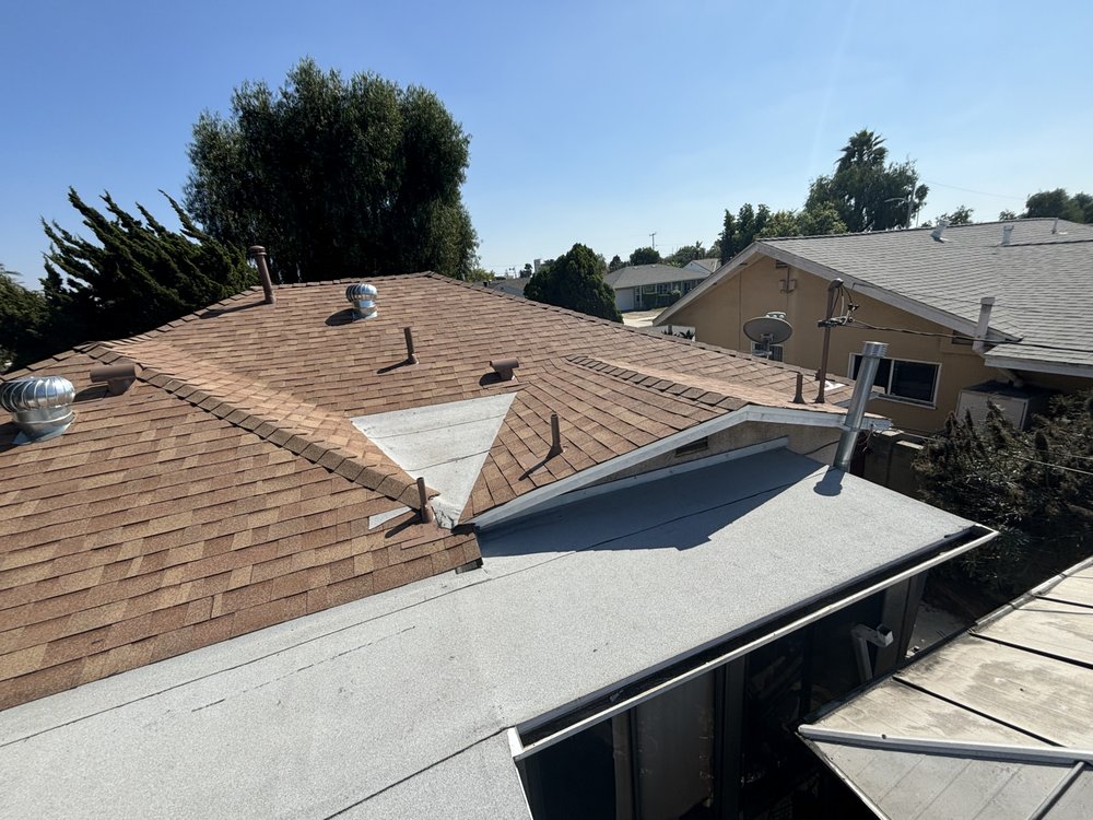 Slide of Handy Roof Solutions