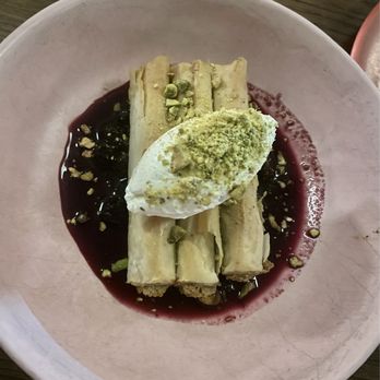 Cira - Turkish Baklava Rolls - Mediterranean Near Me - Chicago, Illinois