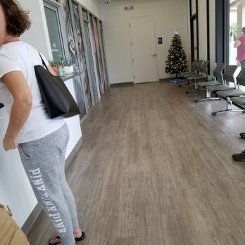 Advanced Veterinary Care Center - Clean waiting room & exam rooms - Emergency Pet Hospital Near Me - Davie, Florida Advanced Veterinary Care Center - Clean waiting room & exam rooms - Emergency Pet Hospital Near Me - Davie, Florida