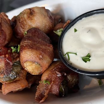 Jackson Ave Pub - Spicy Tater Tots - Burgers Near Me - Naperville, Illinois
