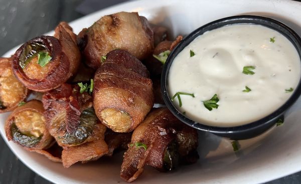 Jackson Avenue Pub by null