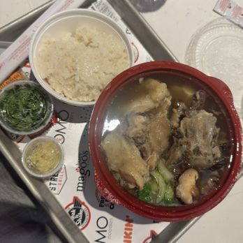 Lanai Express at Fremont Casino - Oxtail soup - Chinese Near Me - Las Vegas, Nevada Lanai Express at Fremont Casino - Oxtail soup - Chinese Near Me - Las Vegas, Nevada