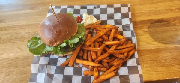 BGR Burgers Grilled Right by null