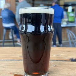 Folsom Bier Garten - Mousse Encounter Stout
