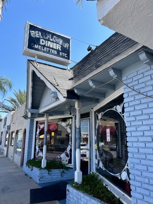 Bellflower Diner by null