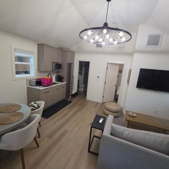 North Fork Resort - Living room, kitchen space - Resorts Near Me - Greenport, New York