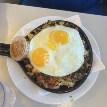 Cozy Corner - Harlem Ave - Abuelita Skillet - Breakfast & Brunch Near Me - Chicago, Illinois Cozy Corner - Harlem Ave - Abuelita Skillet - Breakfast & Brunch Near Me - Chicago, Illinois