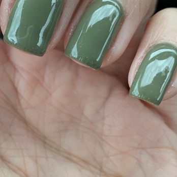 Pearl Nails - Bad paint job and the lady paid no attention to detail and you can see at the tip of each nail there are grooves. - Nail Salons Near Me - Rosemead, California