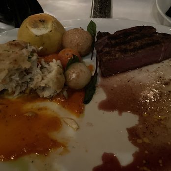 21 Oceanfront - Prime Rib Eye, with crab cake - New American Near Me - Newport Beach, California 21 Oceanfront - Prime Rib Eye, with crab cake - New American Near Me - Newport Beach, California