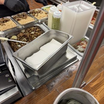 District Chicken & Gyro - Halal Near Me - Vienna, Virginia