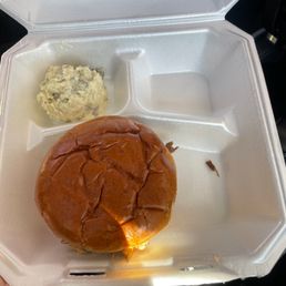 Look at that generous side of potato salad! Look at that generous side of potato salad!
