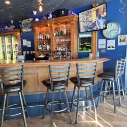 Pier 55 Lounge